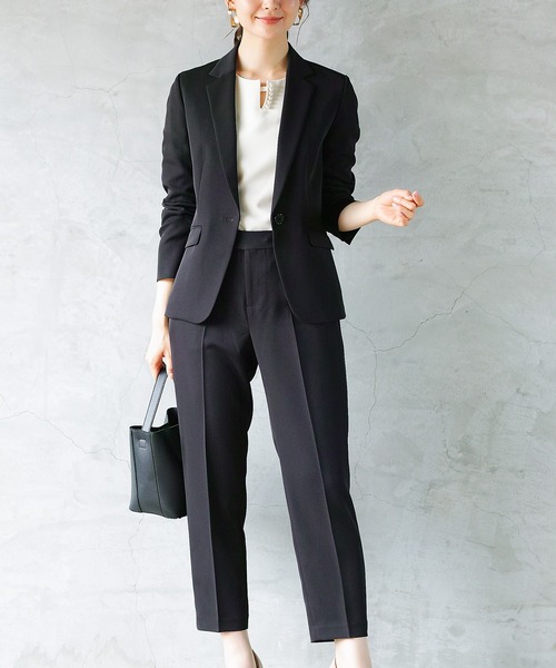 WHITE JOOLA(ホワイトジョーラ)の「【洗濯機で洗える♪オールシーズンOK!2WAYストレッチで動きやすい♪】テーラードジャケット&テーパードパンツ&Aラインスカート3点セットスーツ(スーツセット・レディース・ブラック/ベージュ/グレー・LL/SS/L/M/3L(UB-)/S)」の5枚目の写真