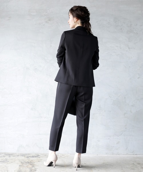 WHITE JOOLA(ホワイトジョーラ)の「【洗濯機で洗える♪オールシーズンOK!2WAYストレッチで動きやすい♪】テーラードジャケット&テーパードパンツ&Aラインスカート3点セットスーツ(スーツセット・レディース・ブラック/ベージュ/グレー・LL/SS/L/M/3L(UB-)/S)」の10枚目の写真