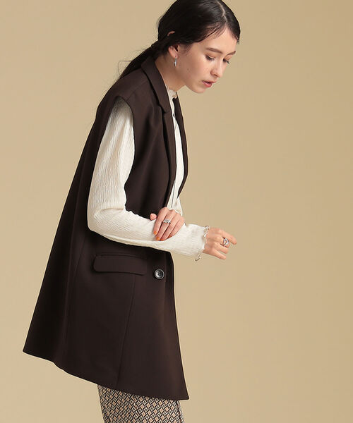 Ray BEAMS（レイビームス）の「Ray BEAMS / ノースリーブ 4ボタン ダブル ジャケット（ベスト・レディース・ダークブラウン/ベージュ・0/1）」の13枚目の写真