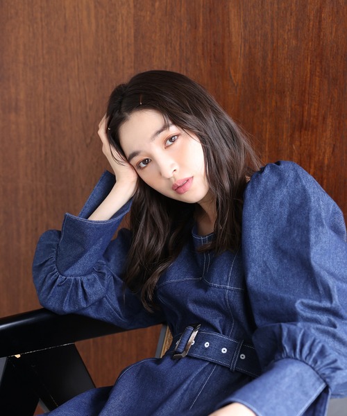 one after another NICE CLAUP(ワンアフターアナザーナイスクラップ)の「ベルトセットロングワンピース(ワンピース・レディース・ネイビー/ブラウン/ホワイト系その他・FREE)」の5枚目の写真