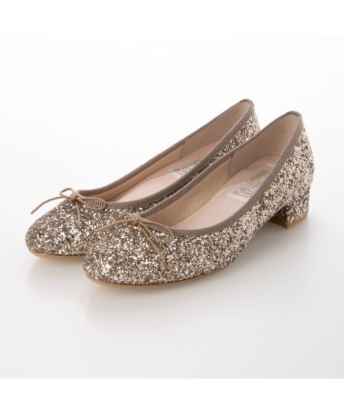 Launa lea ballet（ラウナレア バレエ）の「【新色】ラウンドグリッターバレエシューズ(B5601A)（バレエシューズ・レディース・グレイッシュベージュ/ブラック/シルバー/オフホワイト/ピンクベージュ・22.5cm/23.5cm/24.5cm/23.0cm/24.0cm/25.0cm/22.0cm/25.5cm/26.0cm/21.5cm）」の17枚目の写真