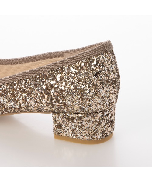 Launa lea ballet（ラウナレア バレエ）の「【新色】ラウンドグリッターバレエシューズ(B5601A)（バレエシューズ・レディース・グレイッシュベージュ/ブラック/シルバー/オフホワイト/ピンクベージュ・22.5cm/23.5cm/24.5cm/23.0cm/24.0cm/25.0cm/22.0cm/25.5cm/26.0cm/21.5cm）」の13枚目の写真
