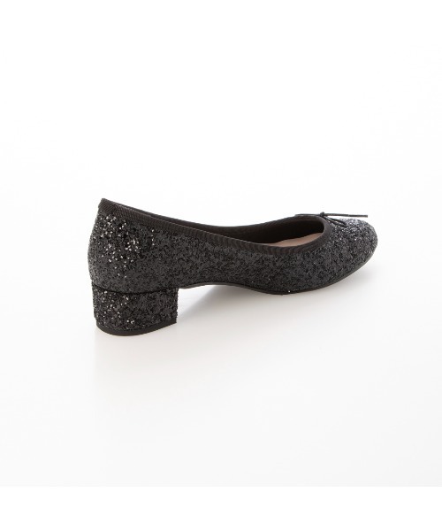 Launa lea ballet（ラウナレア バレエ）の「【新色】ラウンドグリッターバレエシューズ(B5601A)（バレエシューズ・レディース・グレイッシュベージュ/ブラック/シルバー/オフホワイト/ピンクベージュ・22.5cm/23.5cm/24.5cm/23.0cm/24.0cm/25.0cm/22.0cm/25.5cm/26.0cm/21.5cm）」の21枚目の写真
