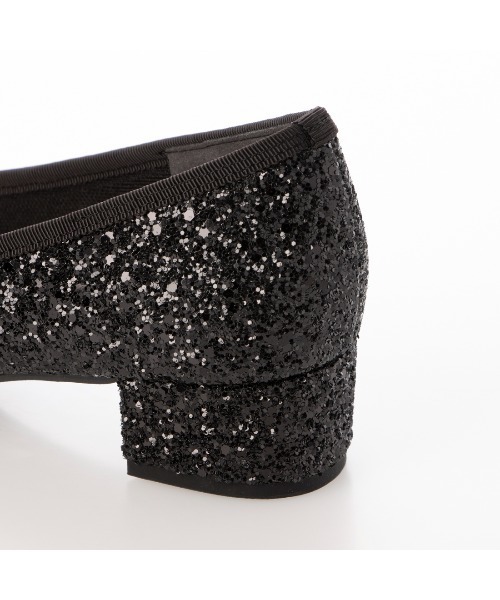 Launa lea ballet（ラウナレア バレエ）の「【新色】ラウンドグリッターバレエシューズ(B5601A)（バレエシューズ・レディース・グレイッシュベージュ/ブラック/シルバー/オフホワイト/ピンクベージュ・22.5cm/23.5cm/24.5cm/23.0cm/24.0cm/25.0cm/22.0cm/25.5cm/26.0cm/21.5cm）」の20枚目の写真