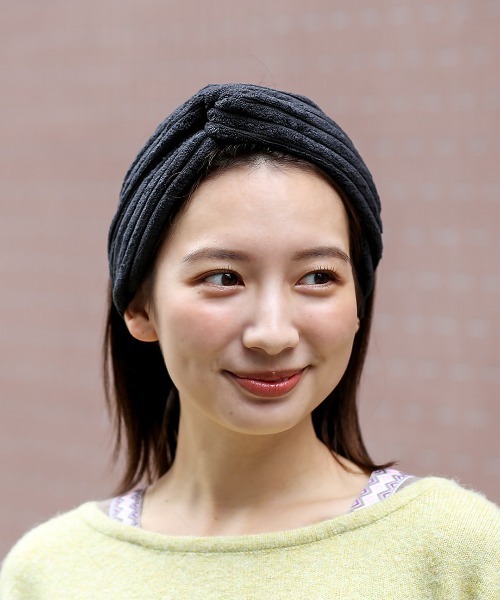 チチカカ（チチカカ）の「コーデュロイヘアバンド（ヘアバンド・レディース・ブラック/グリーン/ブラウン・FREE）」の2枚目の写真