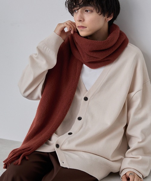 MONO-MART(モノマート)の「ボリュームラッセルカラーマフラー(マフラー・メンズ・ダークグリーン/ブラック/ライトグレー/ベージュ/モカ/チャコール/ネイビー/ライトブルー/ダークオリーブ/アッシュブラウン/ダークグレー/ナチュラル/ダークネイビー/テラコッタ/チェリーレッド/ブルー系・FREE)」の7枚目の写真