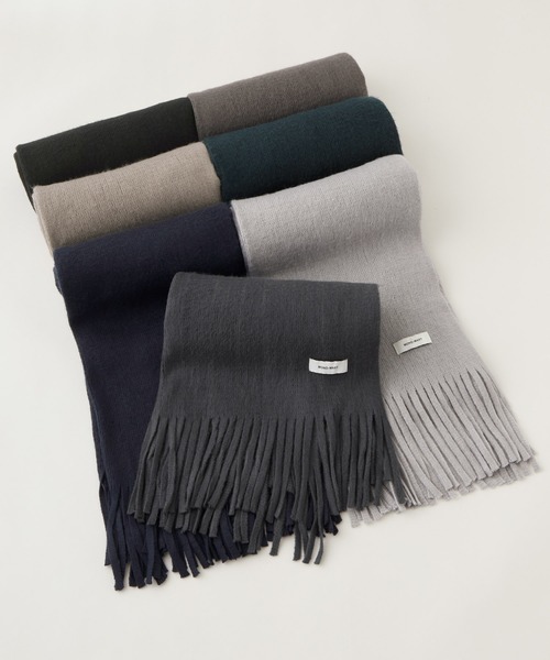 MONO-MART(モノマート)の「ボリュームラッセルカラーマフラー(マフラー・メンズ・ダークグリーン/ブラック/ライトグレー/ベージュ/モカ/チャコール/ネイビー/ライトブルー/ダークオリーブ/アッシュブラウン/ダークグレー/ナチュラル/ダークネイビー/テラコッタ/チェリーレッド/ブルー系・FREE)」の18枚目の写真