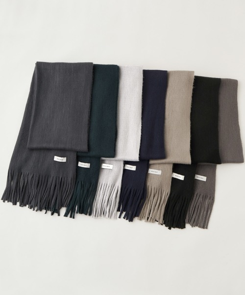 MONO-MART(モノマート)の「ボリュームラッセルカラーマフラー(マフラー・メンズ・ダークグリーン/ブラック/ライトグレー/ベージュ/モカ/チャコール/ネイビー/ライトブルー/ダークオリーブ/アッシュブラウン/ダークグレー/ナチュラル/ダークネイビー/テラコッタ/チェリーレッド/ブルー系・FREE)」の19枚目の写真