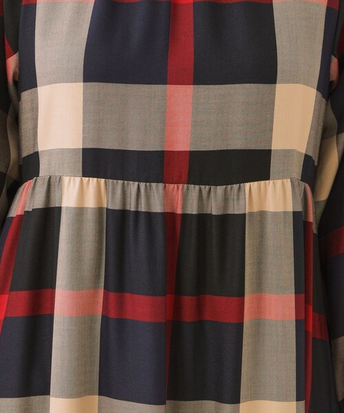 CB CRESTBRIDGE（シービークレストブリッジ）の「チェックティアードワンピース（ワンピース・レディース・ベージュ・M/S）」の7枚目の写真