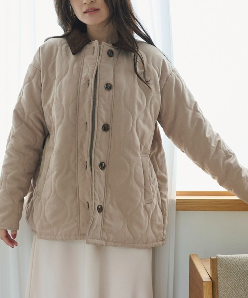ECRIRE(エクリール)の「キルティングジャケット(ブルゾン・レディース・ベージュ/カーキ・M/L)」の4枚目の写真
