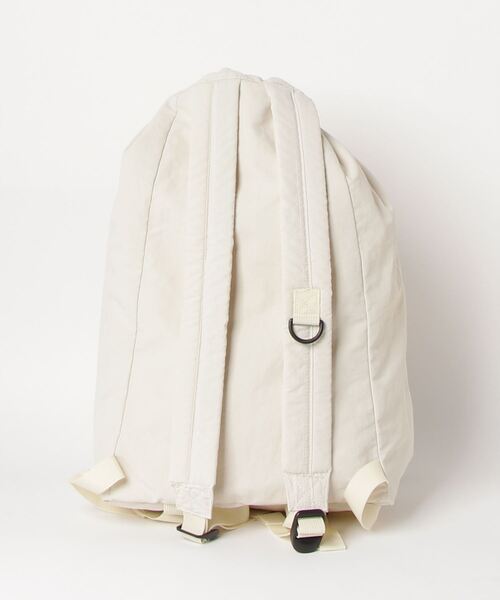 shesame（シーセム）の「アシメデザインリュック（バックパック/リュック・レディース・アイボリー・フリー）」の6枚目の写真