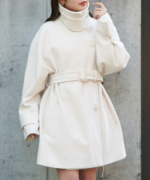 Chico（チコ）の「【WEB限定/REVIVAL】スタンドカラーミドル丈オーバーコート（チェスターコート・レディース・ブラック/チャコールグレー/ライトベージュ/アイボリー・FREE）」の11枚目の写真