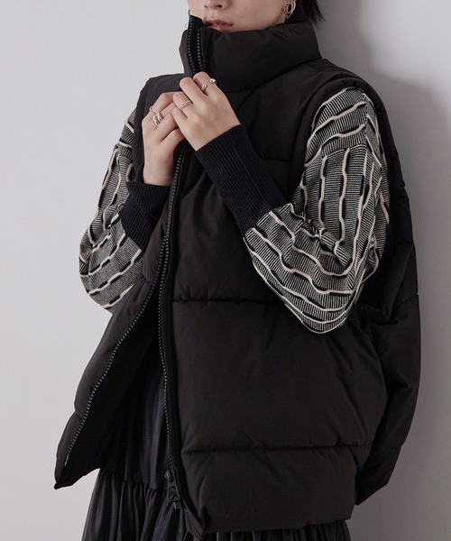 Fashion Letter(ファッションレター)の「ファイバーダウンシームポケットオーバーベスト(ダウンベスト・レディース・グリーン/ブラック/アイボリー/ミント/グレイッシュベージュ/イエロー・M)」の2枚目の写真