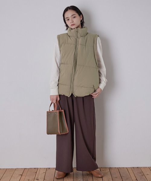 Fashion Letter(ファッションレター)の「ファイバーダウンシームポケットオーバーベスト(ダウンベスト・レディース・グリーン/ブラック/アイボリー/ミント/グレイッシュベージュ/イエロー・M)」の8枚目の写真
