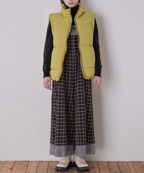 Fashion Letter(ファッションレター)の「ファイバーダウンシームポケットオーバーベスト(ダウンベスト・レディース・グリーン/ブラック/アイボリー/ミント/グレイッシュベージュ/イエロー・M)」の9枚目の写真