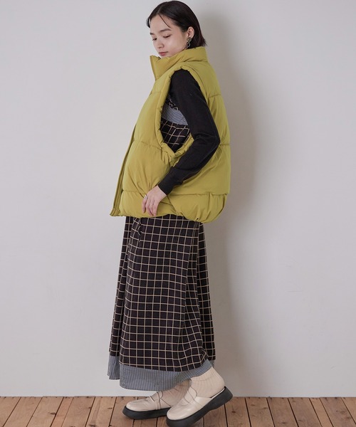 Fashion Letter(ファッションレター)の「ファイバーダウンシームポケットオーバーベスト(ダウンベスト・レディース・グリーン/ブラック/アイボリー/ミント/グレイッシュベージュ/イエロー・M)」の22枚目の写真