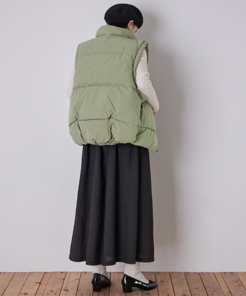 Fashion Letter(ファッションレター)の「ファイバーダウンシームポケットオーバーベスト(ダウンベスト・レディース・グリーン/ブラック/アイボリー/ミント/グレイッシュベージュ/イエロー・M)」の10枚目の写真