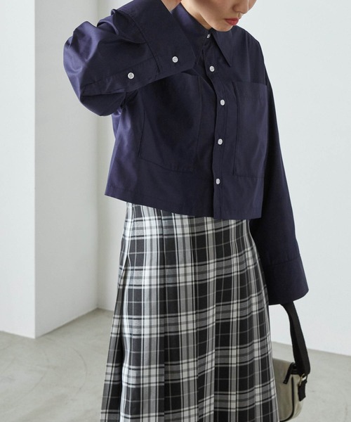 forksy.（フォルクシー）の「【forksy.】ワイドスリーブダブルポケットクロップドシャツ（シャツ/ブラウス・レディース・ネイビー/ライトピンク/ライトブルー/オフホワイト/ブルー・FREE）」の7枚目の写真