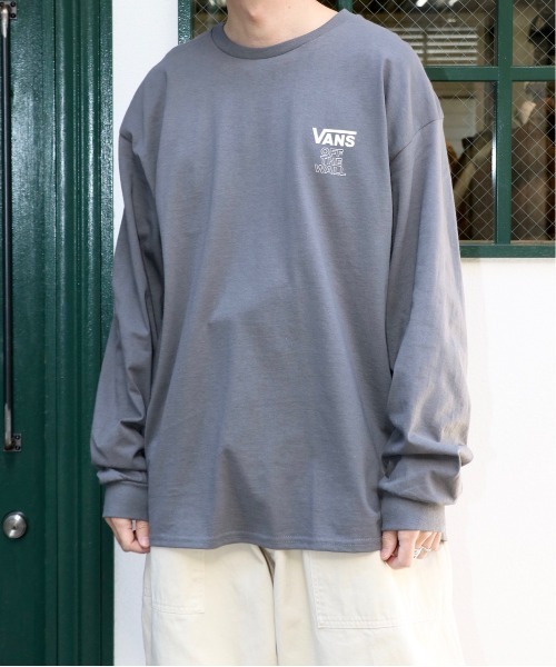 VANS(バンズ)の「VANS/ヴァンズ RASTA LOGO LS TEE ラスタロゴ ロングスリーブTEE ユニセックス(Tシャツ/カットソー・メンズ・ホワイト/チャコールグレー・X-LARGE/MEDIUM/LARGE)」の8枚目の写真