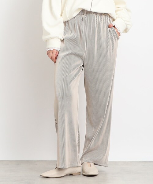 Cutie Blonde(キューティーブロンド)の「◆プリーツ風 イージーストレートパンツ(その他パンツ・レディース・ブラック/ベージュ系2/サンドベージュ/ピンク系・00)」の3枚目の写真