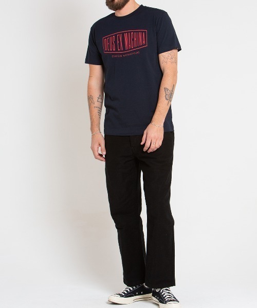 DEUS EX MACHINA(デウスエクスマキナ)の「REGO TEE(Tシャツ/カットソー・メンズ・ブラック/ネイビー・MEDIUM/LARGE/SMALL)」の3枚目の写真