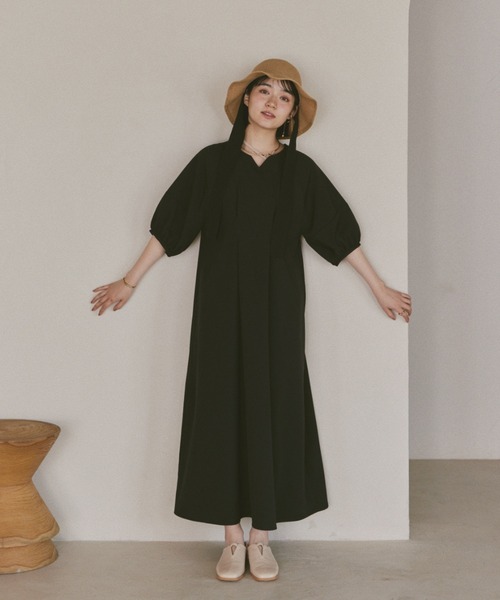 moi tytto（モイテュット）の「ハーフスリーブウエストタックワンピース（ワンピース・レディース・ブラック/ベージュ/ナチュラル・FREE）」の19枚目の写真