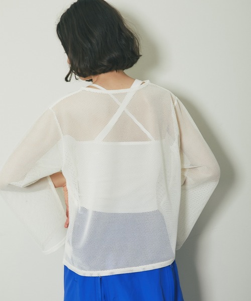 ANOTHER S(アナザーエス)の「スリーブスリットシアートップス(Tシャツ/カットソー・レディース・ブラック/アイボリー・M)」の14枚目の写真