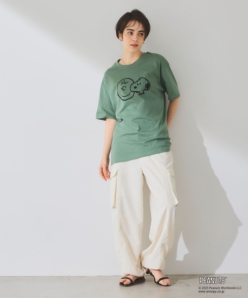 PEANUTS（ピーナッツ）の「【PEANUTS/ピーナッツ】SNOOPY/スヌーピー＆チャーリーブラウンフロッキープリント半袖Tシャツ（Tシャツ/カットソー・レディース・グリーン/杢グレー/ブルー/ターコイズブルー/グレー/ブラック/オレンジ/オリーブ/オフホワイト/ベージュ/ラベンダー/ネイビー・L/LL/3L/M）」の20枚目の写真