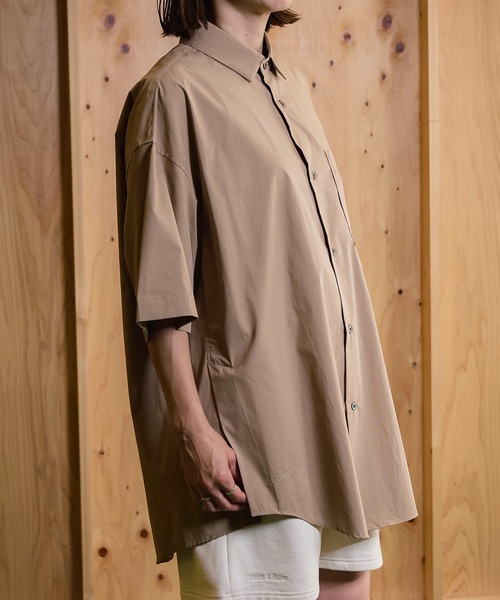Jack Miller(ジャックミラー)の「Jack Miller タイプライターS/Sシャツ 001(シャツ/ブラウス・レディース・ベージュ・S/M/L)」の3枚目の写真