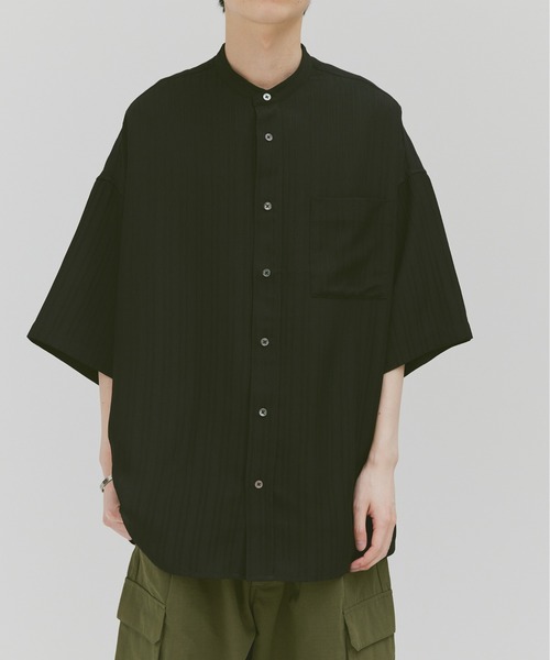 Alpinus(アルピナス)の「Loose silhouette willow bund color shirt / ルーズシルエット ウィローバンドカラーシャツ(シャツ/ブラウス・メンズ・ブラック/ライトブルー・SMALL/MEDIUM)」の5枚目の写真