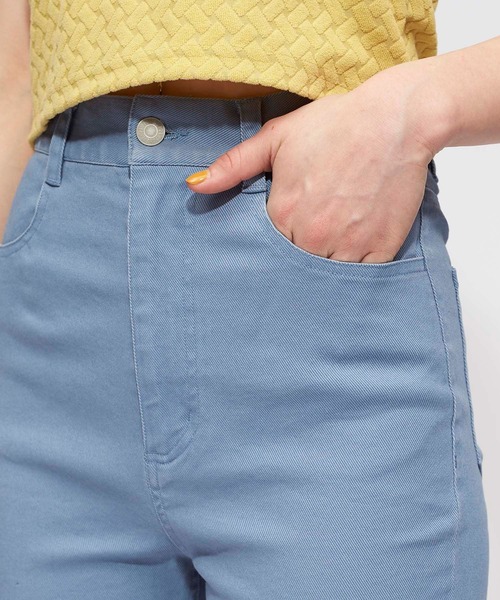 FOREVER 21（フォーエバー トゥエンティーワン）の「ストレッチツイルフレアパンツ（その他パンツ・レディース・ブラウン系その他4/ブルー系その他2・MEDIUM/SMALL）」の7枚目の写真