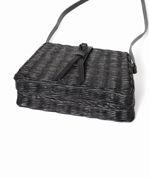 Larone(ラロネ)の「【LARONE/ラロネ】リボンバッグ(ショルダーバッグ・レディース・ブラック・FREE)」の8枚目の写真