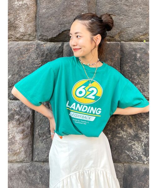 Ungrid(アングリッド)の「カラーロゴルーズTee(Tシャツ/カットソー・レディース・オフホワイト/グリーン/ネイビー/ブラウン・FREE)」の1枚目の写真