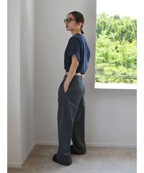 Ungrid(アングリッド)の「カラーロゴルーズTee(Tシャツ/カットソー・レディース・オフホワイト/グリーン/ネイビー/ブラウン・FREE)」の21枚目の写真
