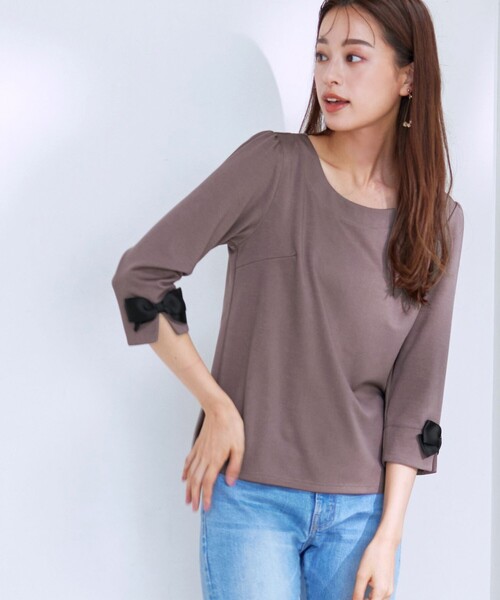 Tiaclasse(ティアクラッセ)の「【洗える】グログランリボンカットトップス(Tシャツ/カットソー・レディース・ブラック/ブルー/ネイビー/モカ・S/M/L)」の8枚目の写真