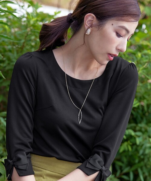 Tiaclasse(ティアクラッセ)の「【洗える】グログランリボンカットトップス(Tシャツ/カットソー・レディース・ブラック/ブルー/ネイビー/モカ・S/M/L)」の15枚目の写真