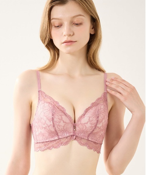 tutuanna（チュチュアンナ）の「[特盛ブラ・ノンワイヤー]ラクに盛れる シャルマンノワールブラ（ブラジャー・レディース・ブラック/グリーン/ラベンダー/オレンジ/ダークグリーン/グレイッシュブルー/コーラルピンク/オフホワイト/ピンク/ミント/ダークブルー/セージグリーン/マスタード/ダークパープル/ホワイト×ネイビー/グリーン系6/グレー系3/サックスブルー系1・B75/A75/D65/C65/E65/C70/B65/C75/A65/D70/E70/C80/A70/E75/E80/B70/D75/D80）」の16枚目の写真