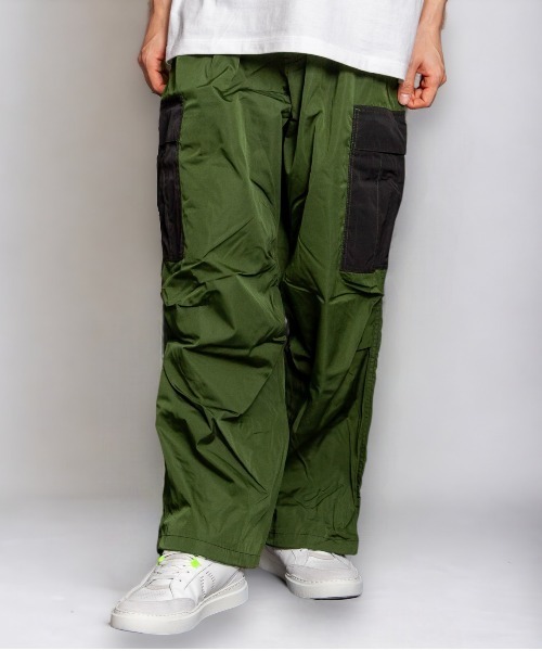 CERCA（チェルカ）の「KI/カラー切替スノーカーゴパンツ（カーゴパンツ・メンズ・ブラック/カーキ/レッド・L/M）」の2枚目の写真