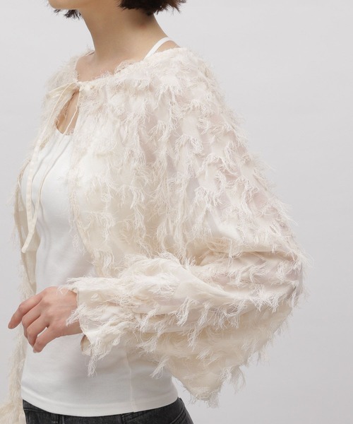 LAKOLE（ラコレ）の「フリンジボレロ / 975028（カーディガン/ボレロ・レディース・ブラック/アイボリー・SMALL/MEDIUM）」の21枚目の写真