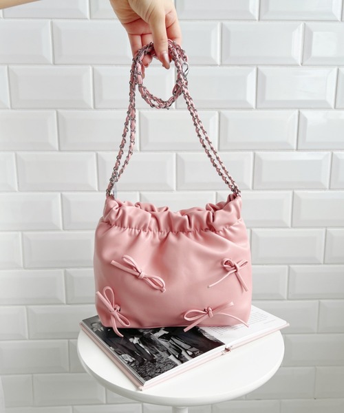 Loueme（ルエム）の「メニーリボンPUチェーンショルダーバッグ（ショルダーバッグ・レディース・アイボリー/ブラック/シルバー/ピンク・FREE）」の18枚目の写真