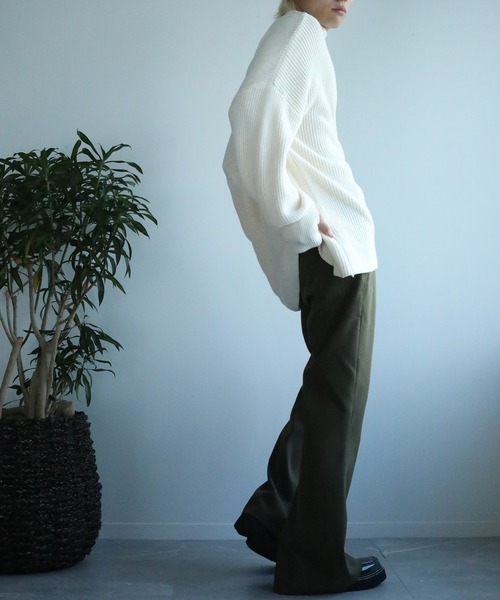 aimoha（アイモハ）の「aimoha menセンタータックフレアパンツ（その他パンツ・メンズ・ブラック/カーキ/ブラウン・L/M/XL）」の10枚目の写真