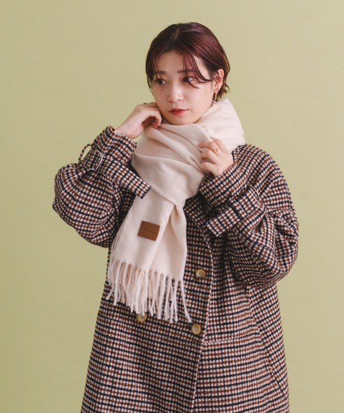 Kastane（カスタネ）の「【WEB限定カラー】ツイルマフラー（マフラー・レディース・ブラック/ブラウン/サックスブルー/ピンク/アイボリー・FREE）」の6枚目の写真