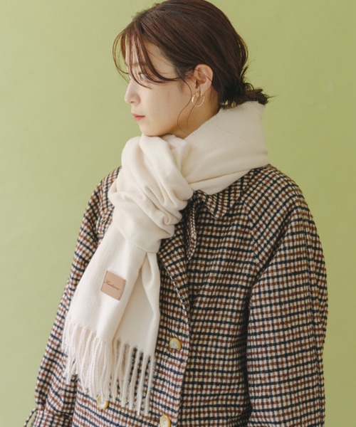 Kastane（カスタネ）の「【WEB限定カラー】ツイルマフラー（マフラー・レディース・ブラック/ブラウン/サックスブルー/ピンク/アイボリー・FREE）」の8枚目の写真