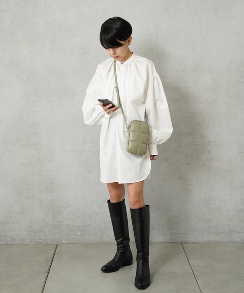 Actually（アクチュアリー）の「フェイクレザー キルトスマホショルダー（ショルダーバッグ・レディース・アイボリー/ブラック/グリーン・フリー）」の10枚目の写真