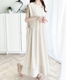 classicalelf（クラシカルエルフ）の「1枚でお洒落にキマる。前後2way麻調サイドリボンVネックワンピース（ワンピース）」