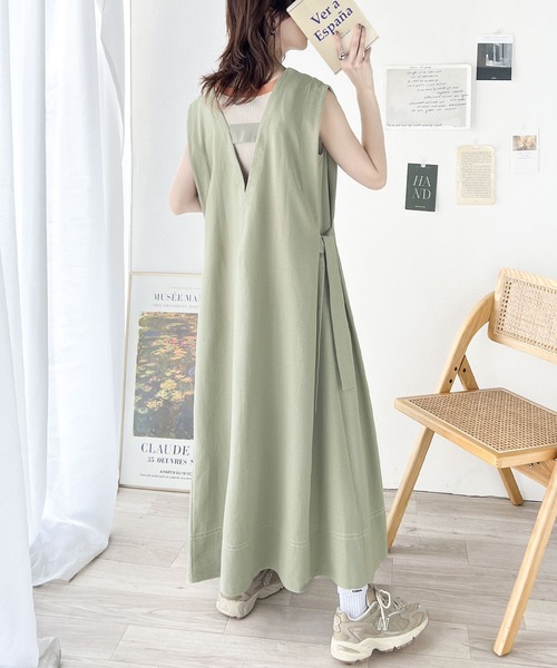 classicalelf（クラシカルエルフ）の「1枚でお洒落にキマる。前後2way麻調サイドリボンVネックワンピース（ワンピース・レディース・ブラック/カーキ/ライトベージュ・LARGE/MEDIUM/SMALL/X-LARGE）」の10枚目の写真