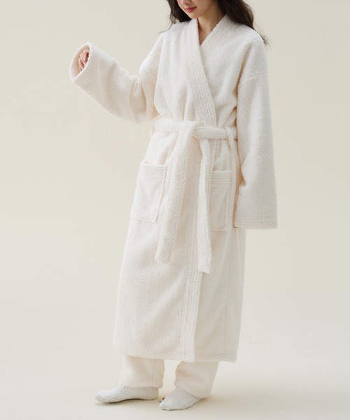 aimoha（アイモハ）の「秋冬パンツ付き２点セット　温かふわふわ着物カラー バス ローブ（ガウン/バスローブ・レディース・ホワイト/ライトグレー/ピンク・LARGE/MEDIUM/X-LARGE）」の5枚目の写真