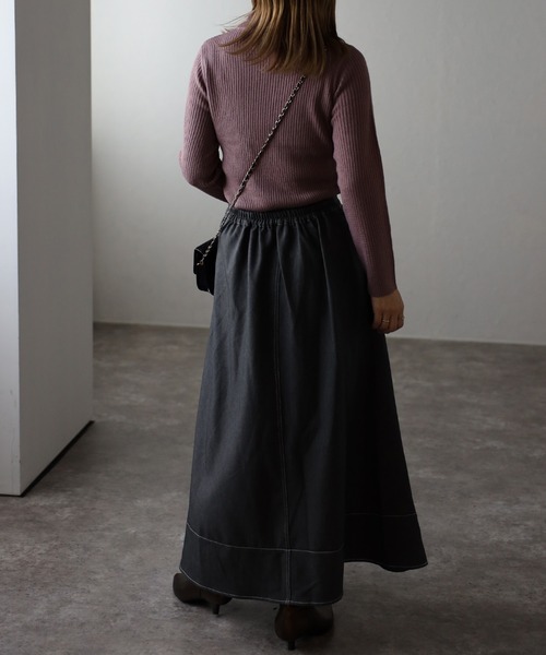 ap retro（アプレトロ）の「ボトルネックリブカラーニットプルオーバー/モックネック（ニット/セーター・レディース・ブラック/ベージュ/グレー/オフホワイト/ブルー/グリーン/アイボリー/スモークピンク/ボルドー・MEDIUM）」の22枚目の写真