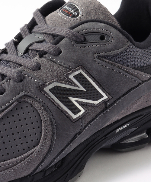 NEW BALANCE（ニューバランス）の「【New Balance / ニューバランス】M2002REH（スニーカー・メンズ・チャコールグレー・25.5cm/27.5cm/29cm/27cm/28cm/26.5cm/26cm）」の11枚目の写真