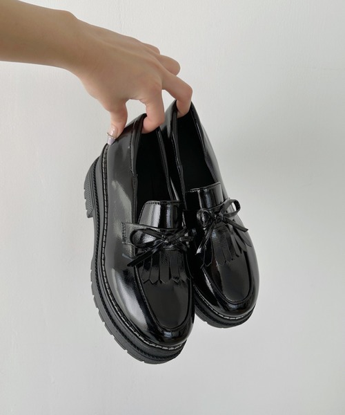 CLEA(クレア)の「リボン/ビット厚底ローファー(ローファー・レディース・ブラック/ブラック系その他・24.5cm/23.5cm)」の5枚目の写真
